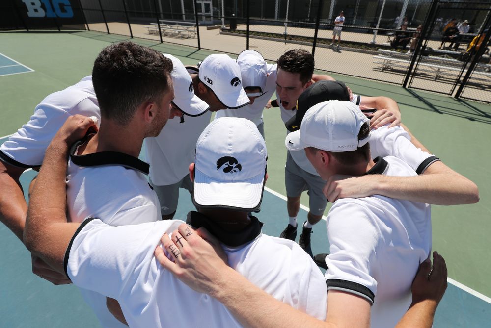 IowaÕs Jonas Larsen pumps up his teammates before their game against the Michigan Wolverines Sunday, April 21, 2019 at the Hawkeye Tennis and Recreation Complex. (Brian Ray/hawkeyesports.com)