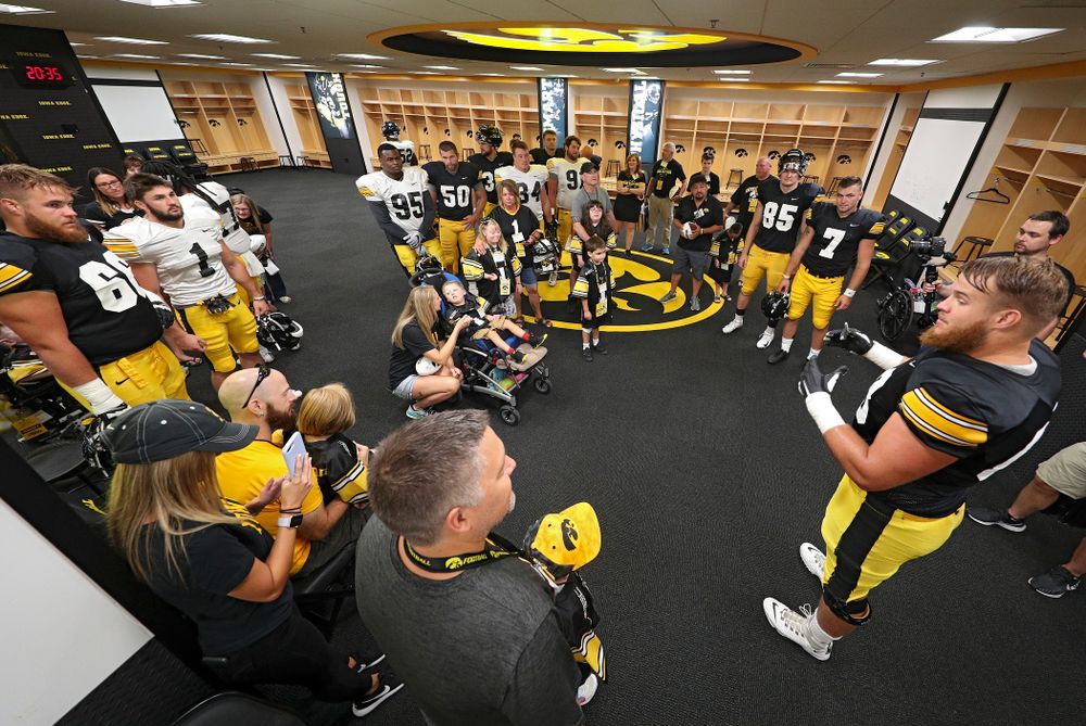 Iowa Hawkeyes offensive lineman Landan Paulsen (68) talks to the Kid Captains about the swarm during Kids Day at Kinnick Stadium in Iowa City on Saturday, Aug 10, 2019. (Stephen Mally/hawkeyesports.com)
