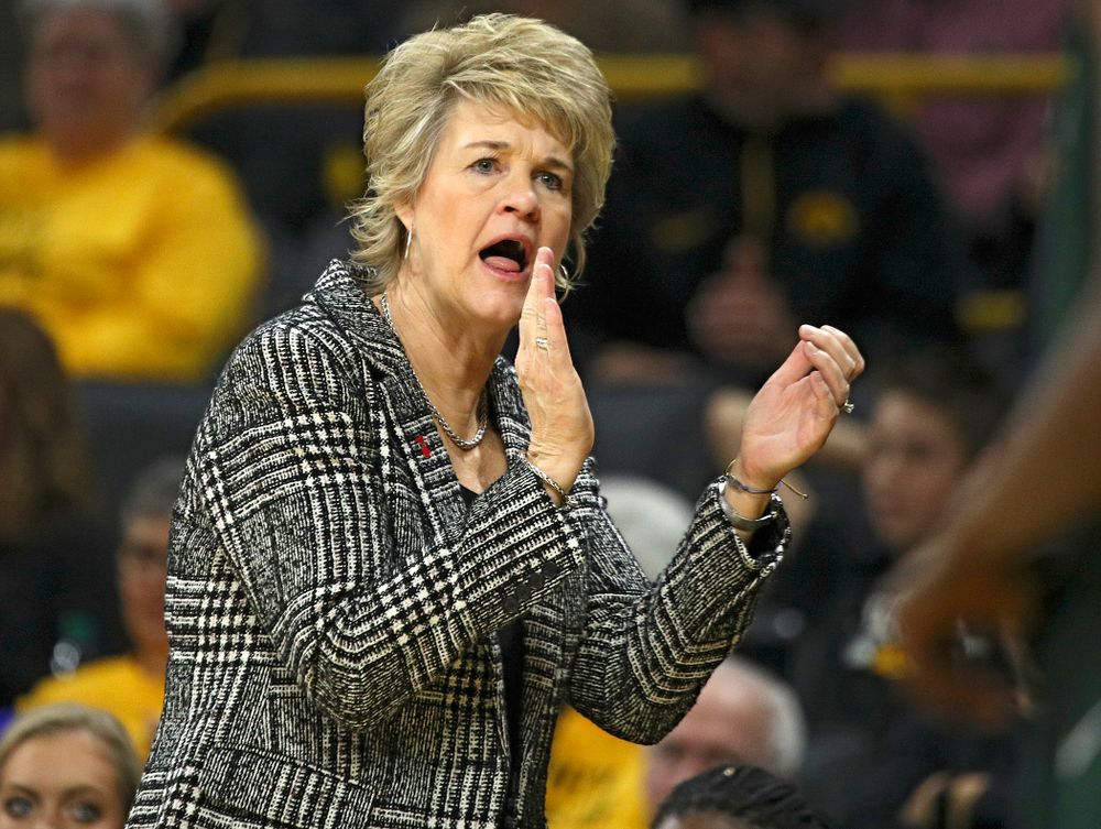 Iowa Hawkeyes head coach Lisa Bluder claps during the third quarter of their game at Carver-Hawkeye Arena in Iowa City on Sunday, January 26, 2020. (Stephen Mally/hawkeyesports.com)