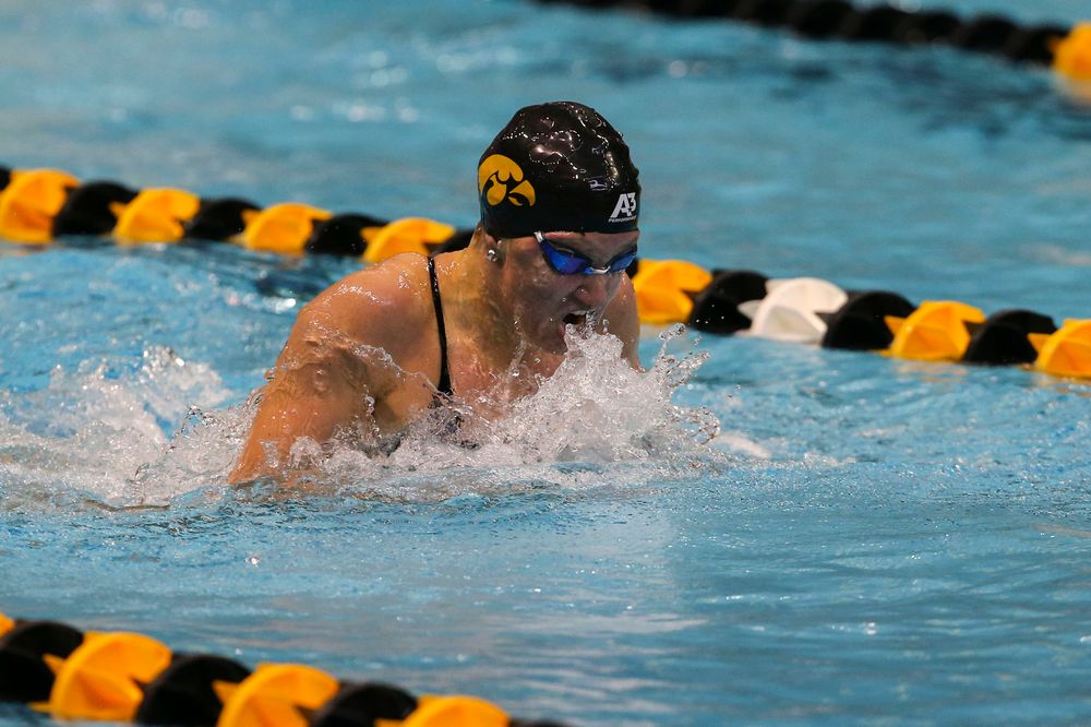 Iowa’s Sage Ohlensehlen during Iowa swim and dive vs Minnesota on Saturday, October 26, 2019 at the Campus Wellness and Recreation Center. (Lily Smith/hawkeyesports.com)