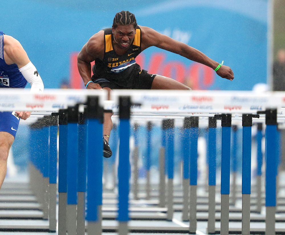 Iowa's Anthony Williams runs the men's 110 meter hurdles event during the third day of the Drake Relays at Drake Stadium in Des Moines on Saturday, Apr. 27, 2019. (Stephen Mally/hawkeyesports.com)