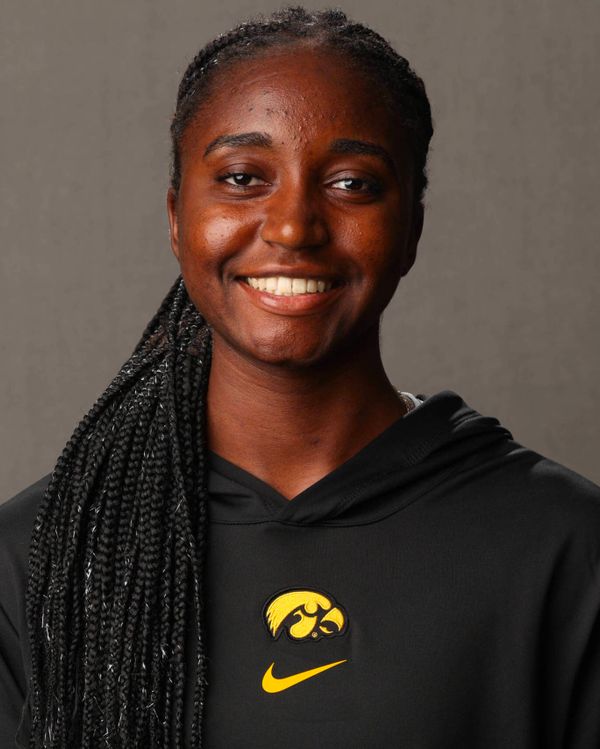 Kearstyn Gladden - Women's Soccer - University of Iowa Athletics