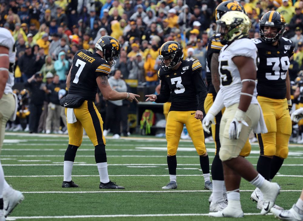 Iowa Hawkeyes punter Colten Rastetter (7) and place kicker Keith Duncan (3) against the Purdue Boilermakers Saturday, October 19, 2019 at Kinnick Stadium. (Brian Ray/hawkeyesports.com)