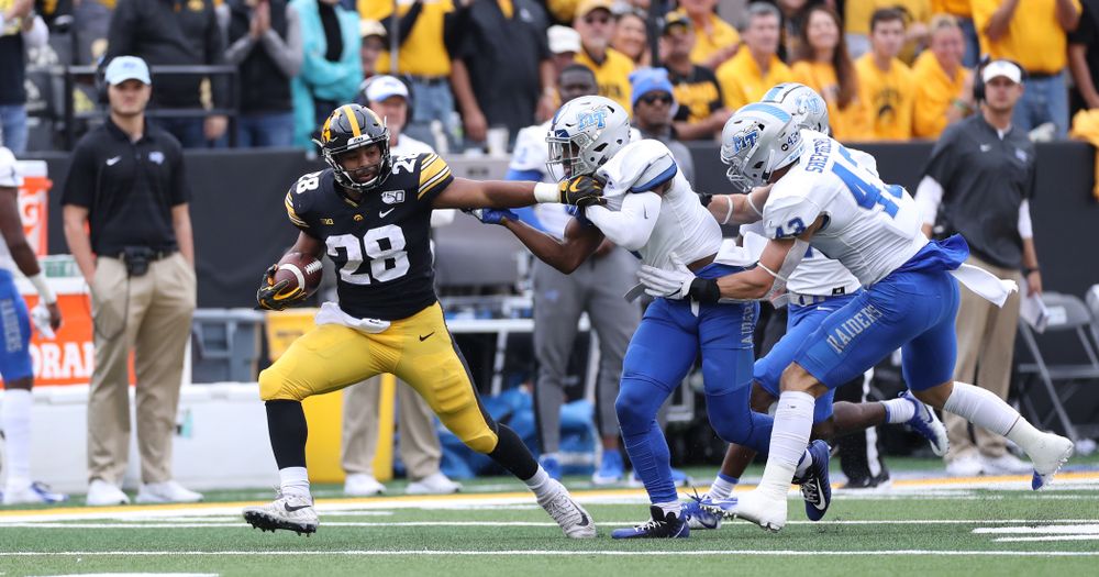 Iowa Hawkeyes running back Toren Young (28) against Middle Tennessee State Saturday, September 28, 2019 at Kinnick Stadium. (Max Allen/hawkeyesports.com)