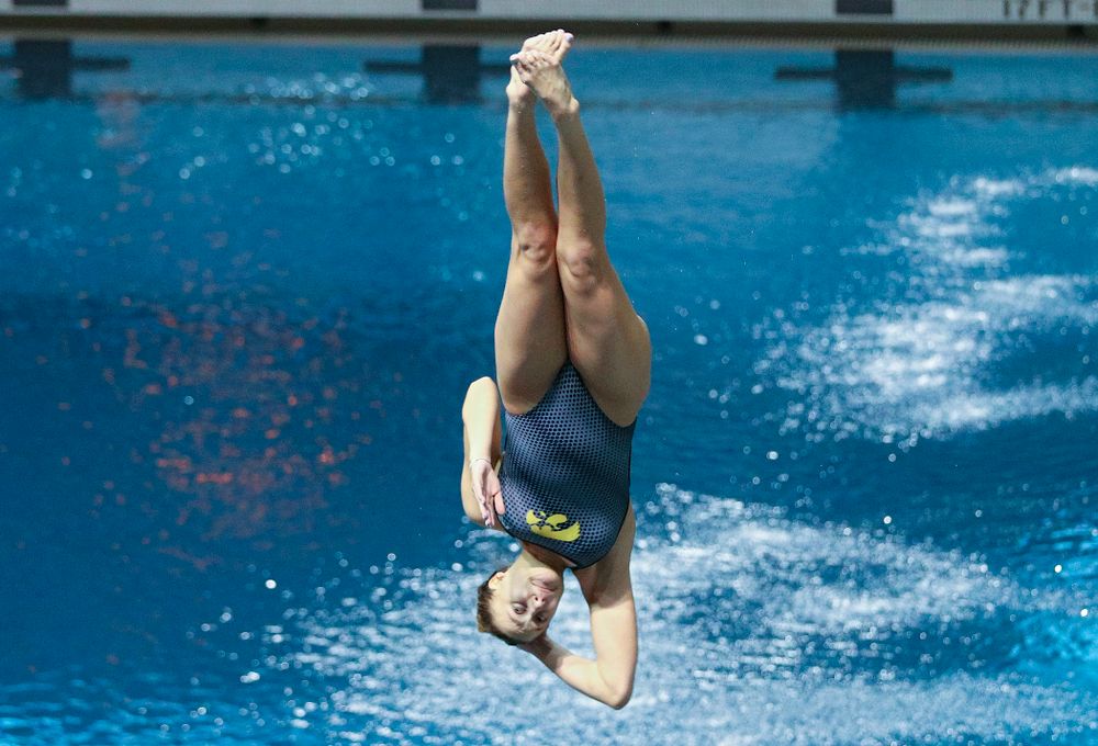 Iowa’s Sam Tamborski competes in the 1 meter diving event during their meet at the Campus Recreation and Wellness Center in Iowa City on Friday, February 7, 2020. (Stephen Mally/hawkeyesports.com)