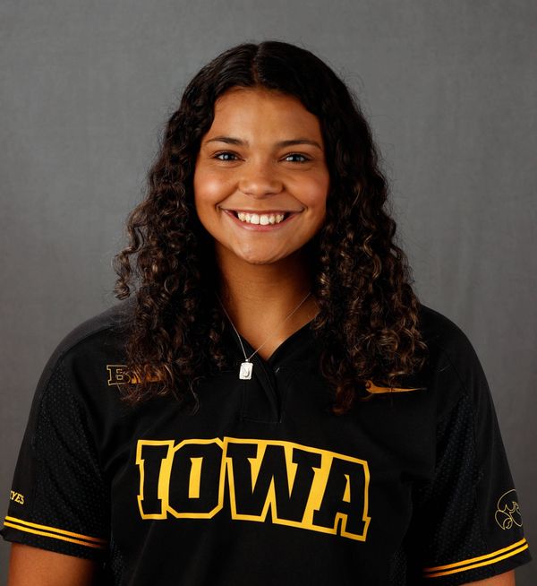Marissa Peek - Softball - University of Iowa Athletics