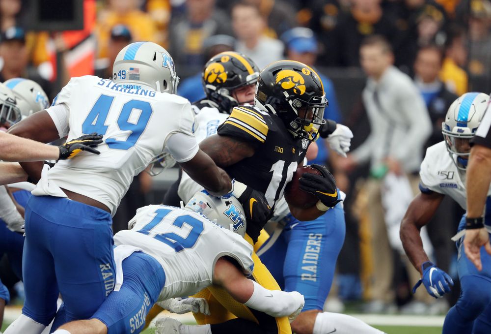Iowa Hawkeyes running back Mekhi Sargent (10) against Middle Tennessee State Saturday, September 28, 2019 at Kinnick Stadium. (Brian Ray/hawkeyesports.com)