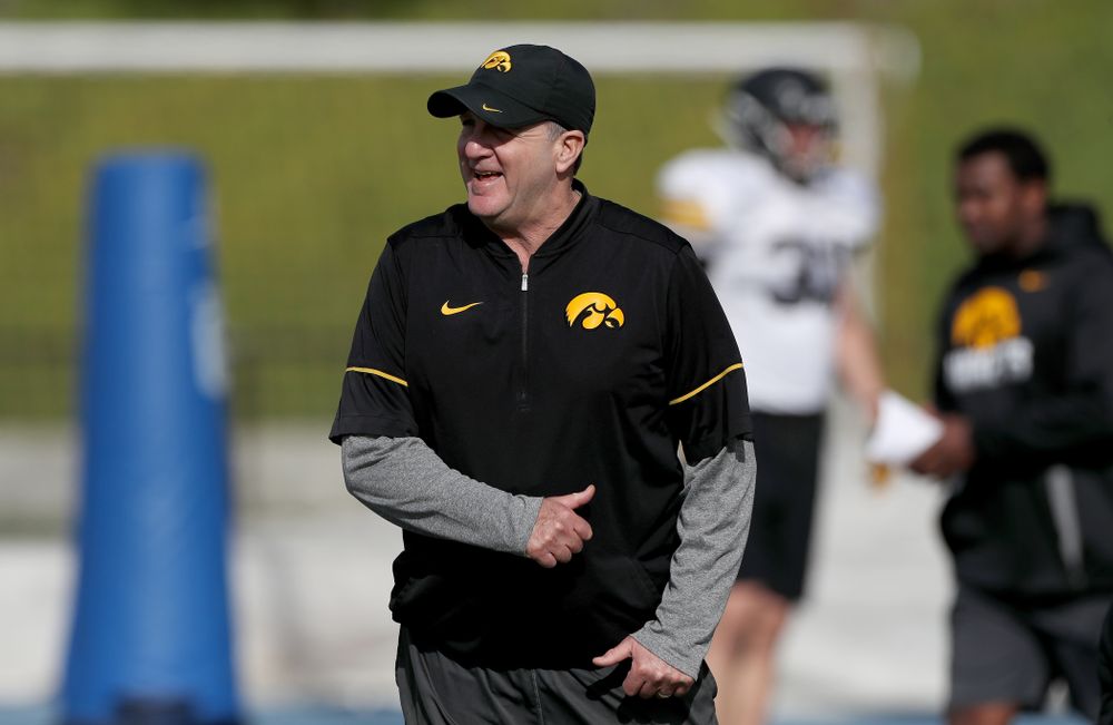 Iowa Hawkeyes defensive coordinator Phil Parker runs a drill during Holiday Bowl Practice No. 3  Tuesday, December 24, 2019 at San Diego Mesa College. (Brian Ray/hawkeyesports.com)