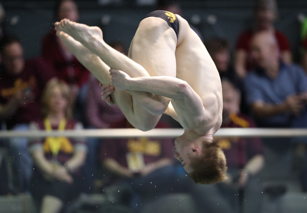 Iowa's Will Brenner competes in the consolation finals of the 1-meter springboard at the 2019 Big Ten Swimming and Diving Championships Thursday, February 28, 2019 at the Campus Wellness and Recreation Center. (Brian Ray/hawkeyesports.com)