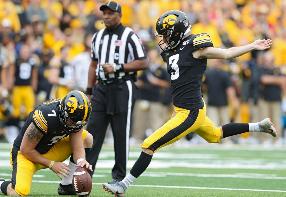 Iowa Hawkeyes place kicker Keith Duncan (3) makes an extra point from the hold of Colten Rastetter (7) during the first quarter of their game at Kinnick Stadium in Iowa City on Saturday, Sep 28, 2019. (Stephen Mally/hawkeyesports.com)