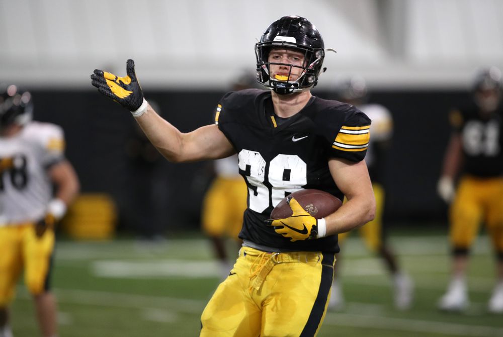 Iowa Hawkeyes tight end T.J. Hockenson (38) during preparation for the 2019 Outback Bowl Wednesday, December 19, 2018 at the Hansen Football Performance Center. (Brian Ray/hawkeyesports.com)