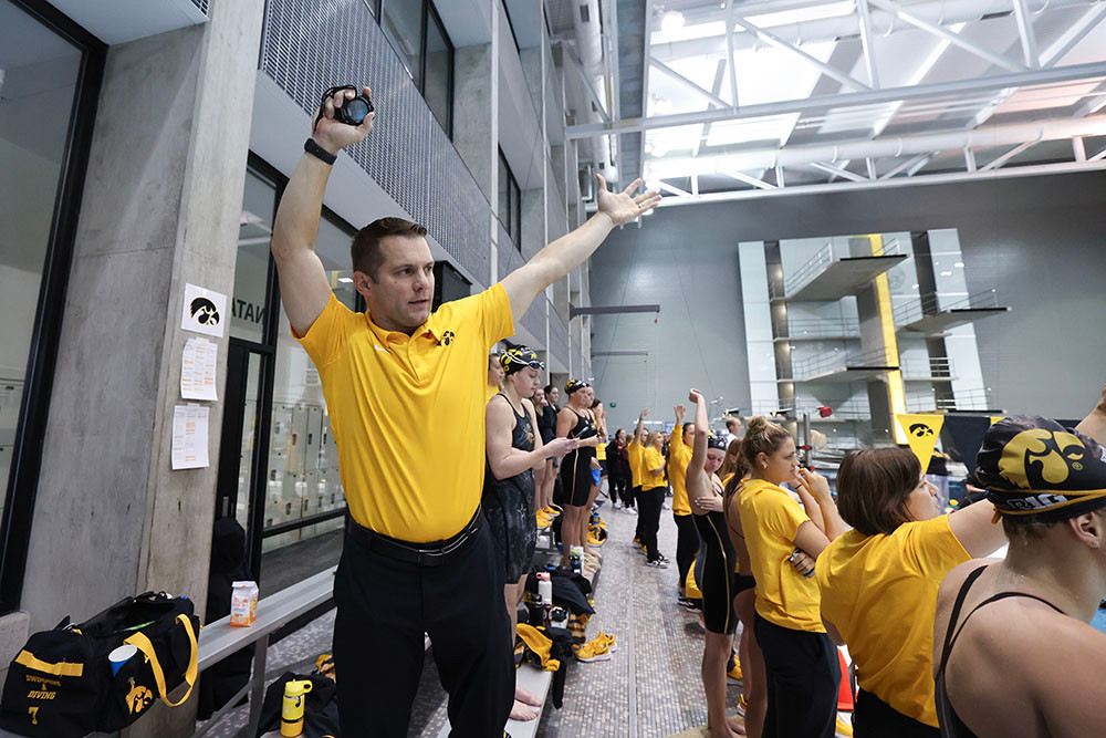 Nathan Mundt at a swim meet in 2023. 82850cc9-20231201_iowa_swimming_hawkeye_invitational_jrr_106-copy