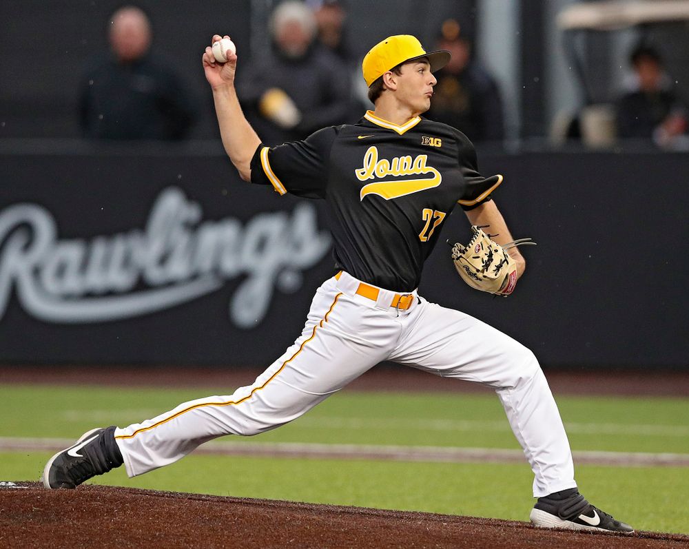 Iowa Hawkeyes pitcher Jason Foster (27) delivers to the plate during the seventh inning of their game against Illinois State at Duane Banks Field in Iowa City on Wednesday, Apr. 3, 2019. (Stephen Mally/hawkeyesports.com)