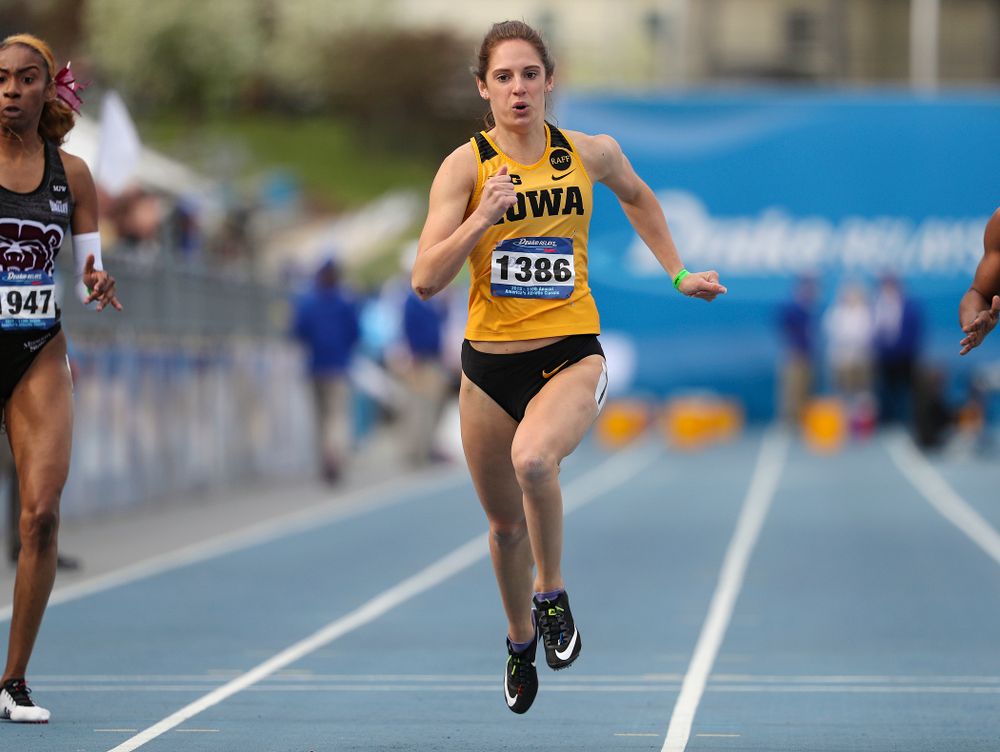 Iowa's Talia Buss runs the women's 200 meter dash event during the second day of the Drake Relays at Drake Stadium in Des Moines on Friday, Apr. 26, 2019. (Stephen Mally/hawkeyesports.com)