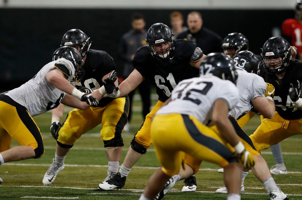 Iowa Hawkeyes offensive lineman Cole Banwart (61) during spring practice No. 13 Wednesday, April 18, 2018 at the Hansen Football Performance Center. (Brian Ray/hawkeyesports.com)