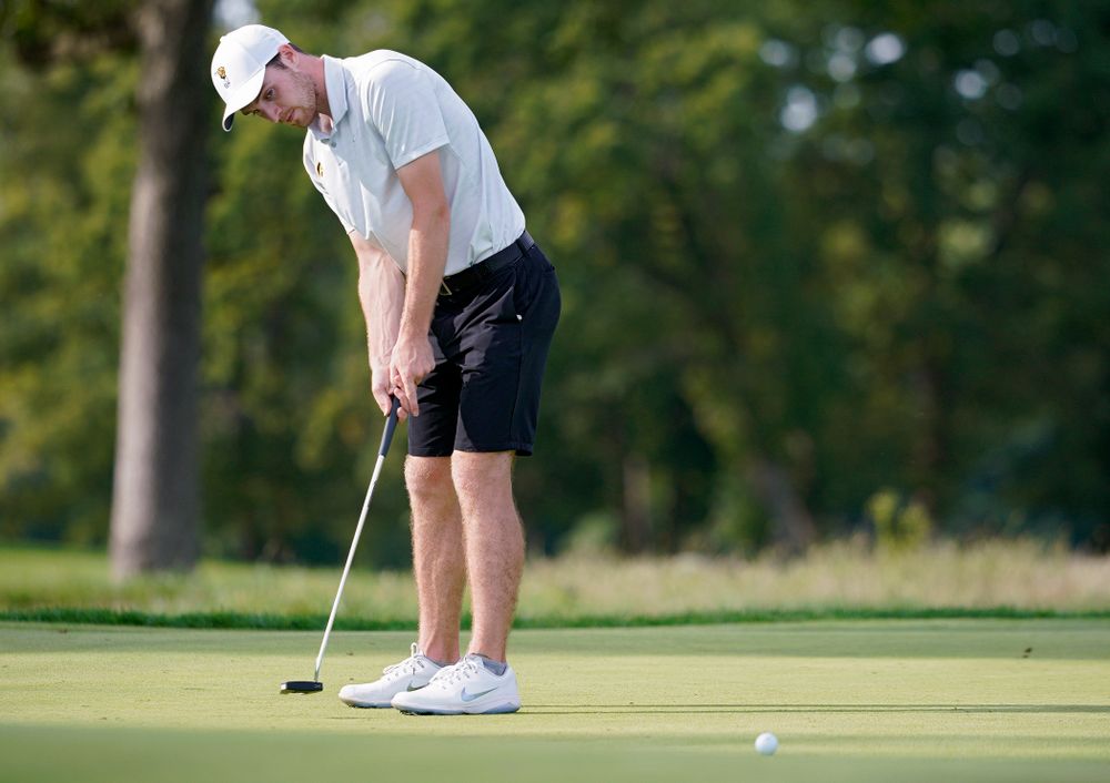 Iowa’s Jake Rowe putts during the second day of the Golfweek Conference Challenge at the Cedar Rapids Country Club in Cedar Rapids on Monday, Sep 16, 2019. (Stephen Mally/hawkeyesports.com)