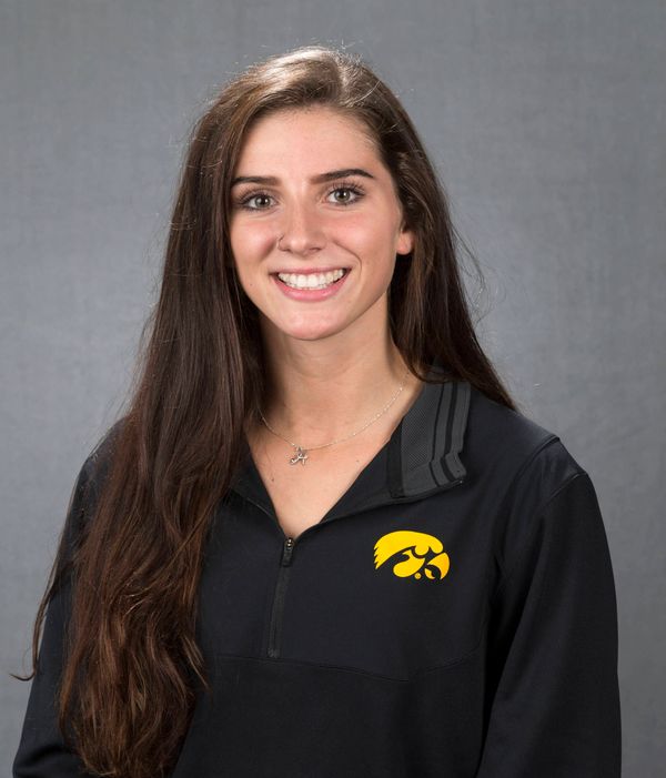 Hannah Gruenwald - Women's Rowing - University of Iowa Athletics