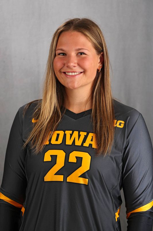 Addie VanderWeide - Volleyball - University of Iowa Athletics