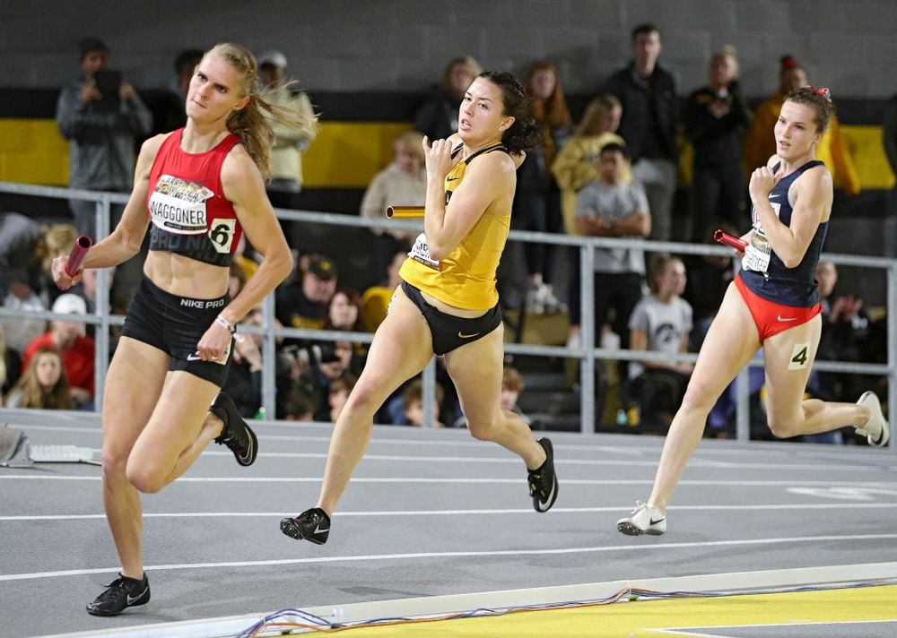 Iowa’s Jenny Kimbro runs the women’s 1600 meter relay premier event during the Larry Wieczorek Invitational at the Recreation Building in Iowa City on Saturday, January 18, 2020. (Stephen Mally/hawkeyesports.com)