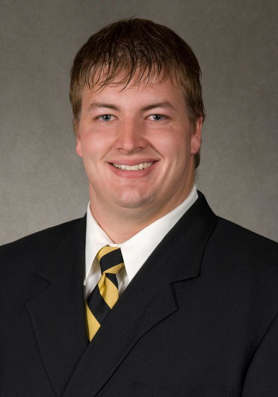 Seth Olsen - Football - University of Iowa Athletics