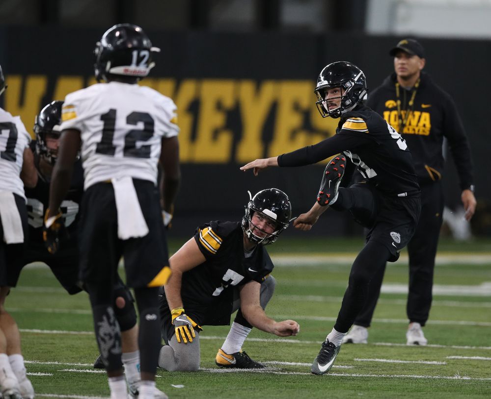 Iowa Hawkeyes place kicker Miguel Recinos (91) during preparation for the 2019 Outback Bowl Tuesday, December 18, 2018 at the Hansen Football Performance Center. (Brian Ray/hawkeyesports.com)