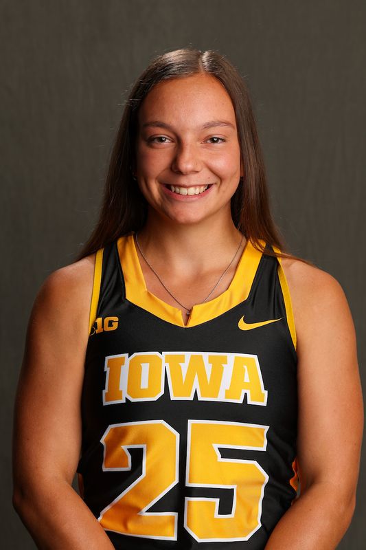 Hillary Cox - Field Hockey - University of Iowa Athletics