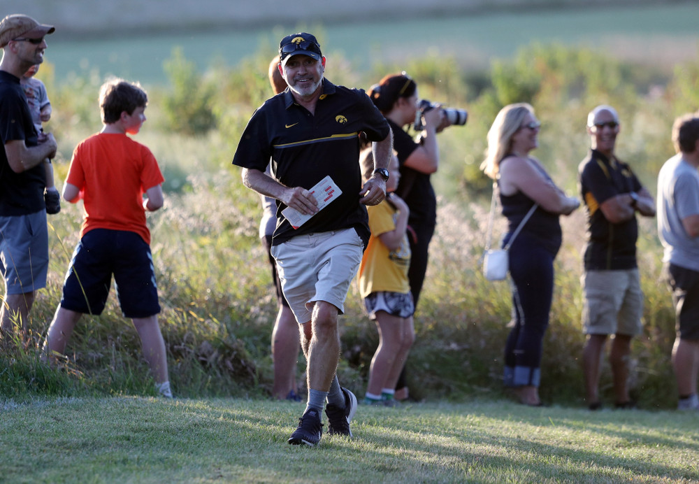 runs in the 2019 Hawkeye Invitational Friday, September 6, 2019 at the Ashton Cross Country Course. (Brian Ray/hawkeyesports.com)