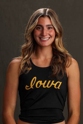 Annie Wirth - Track - University of Iowa Athletics