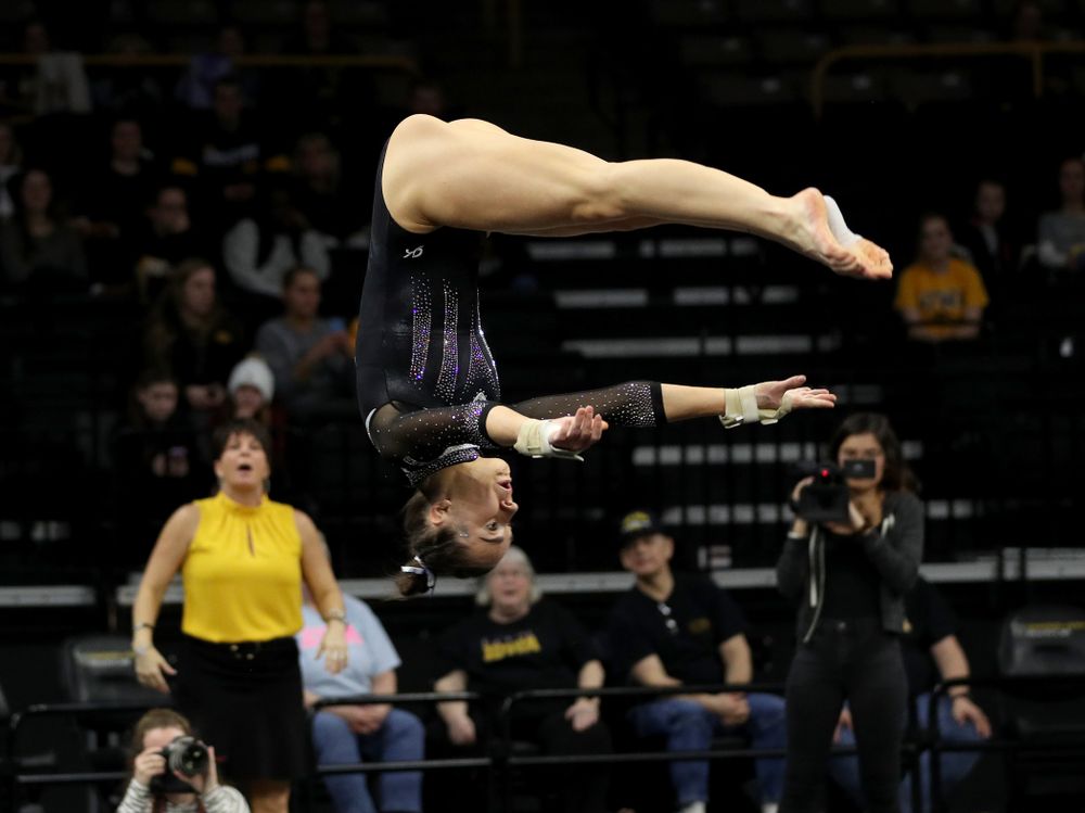 Iowa’s Allie Gilchrist competes on the floor against Michigan State Saturday, February 1, 2020 at Carver-Hawkeye Arena. (Brian Ray/hawkeyesports.com)
