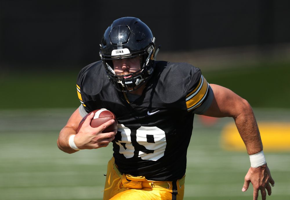 Iowa Hawkeyes tight end Nate Wieting (39) during Fall Camp Practice No. 5 Tuesday, August 6, 2019 at the Ronald D. and Margaret L. Kenyon Football Practice Facility. (Brian Ray/hawkeyesports.com)
