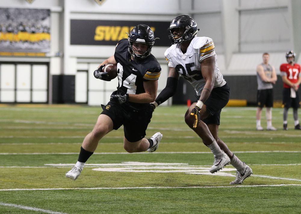 Iowa Hawkeyes wide receiver Nick Easley (84) during preparation for the 2019 Outback Bowl Monday, December 17, 2018 at the Hansen Football Performance Center. (Brian Ray/hawkeyesports.com)