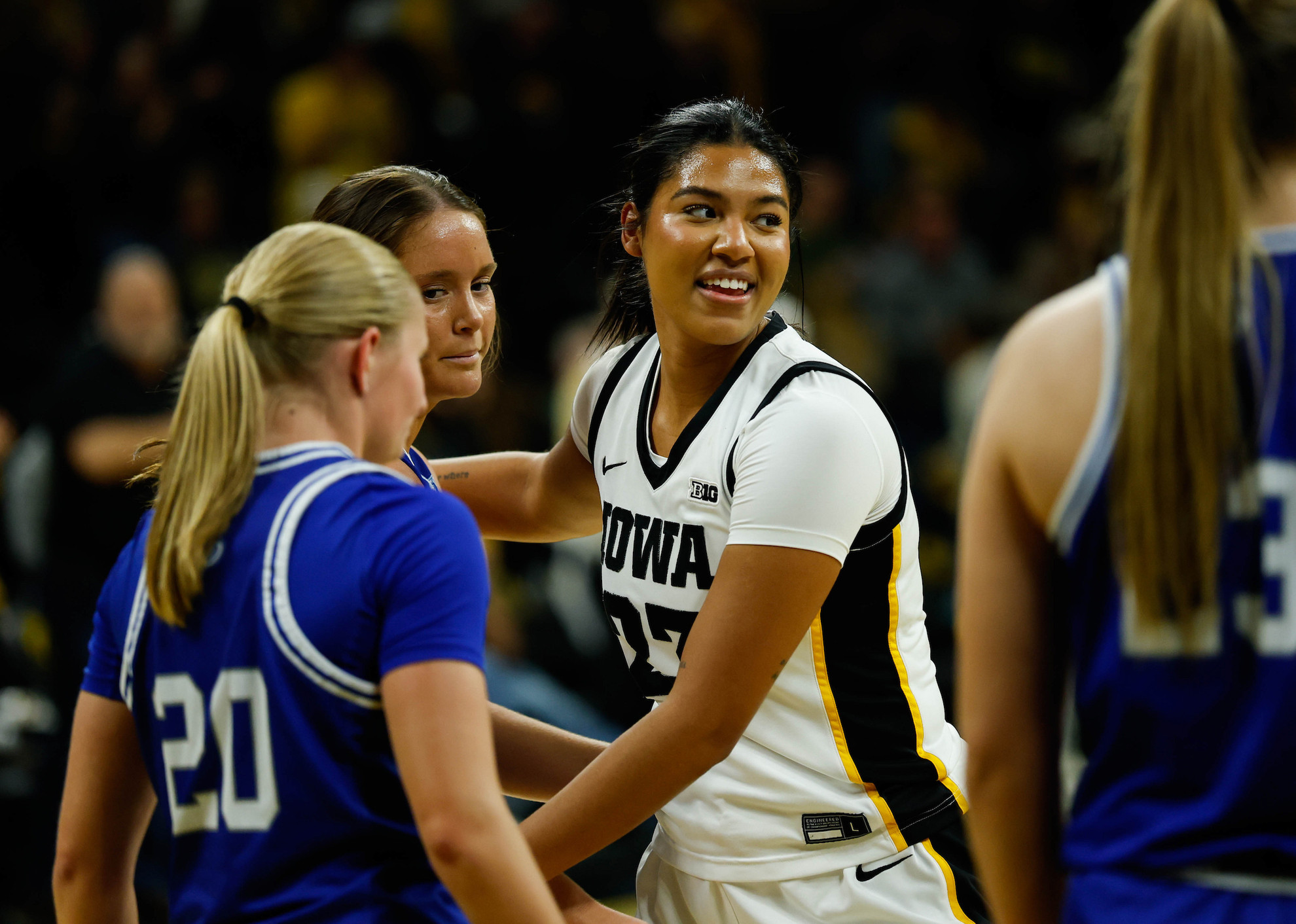 hawkeyesports.com