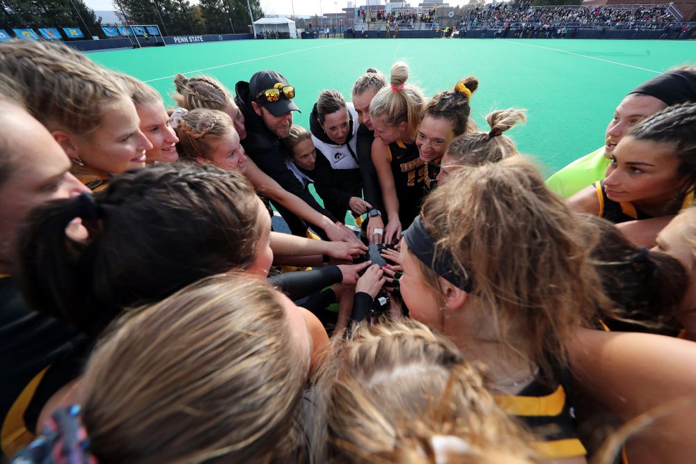The Iowa Hawkeyes gather before their game against Penn State in the 2019 Big Ten Field Hockey Tournament Championship Game Sunday, November 10, 2019 in State College. (Brian Ray/hawkeyesports.com)