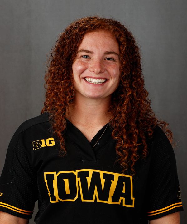 Kate  Claypool - Softball - University of Iowa Athletics