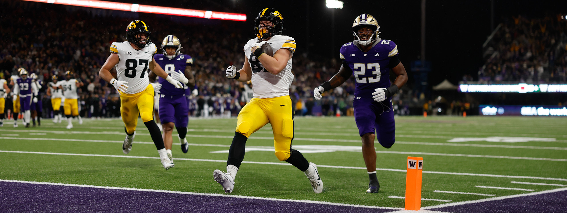 At 5–1, Iowa turns toward Minnesota. cover