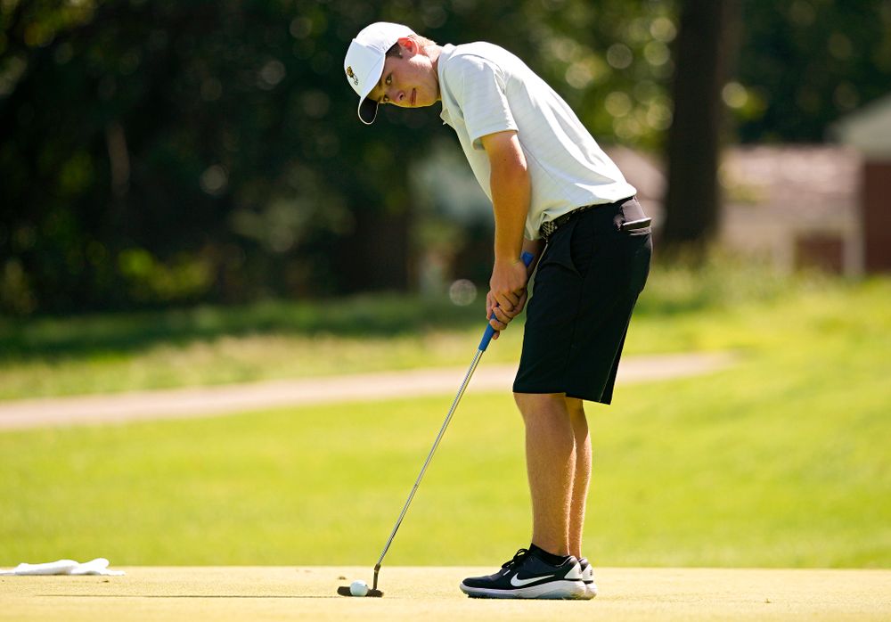 Iowa’s Matthew Garside putts during the second day of the Golfweek Conference Challenge at the Cedar Rapids Country Club in Cedar Rapids on Monday, Sep 16, 2019. (Stephen Mally/hawkeyesports.com)
