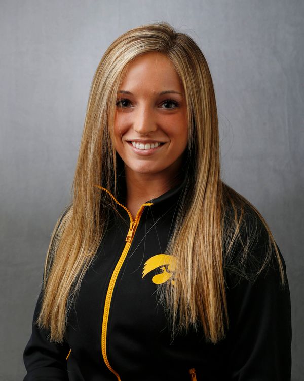 Caitlin Tanzer - Women's Gymnastics - University of Iowa Athletics