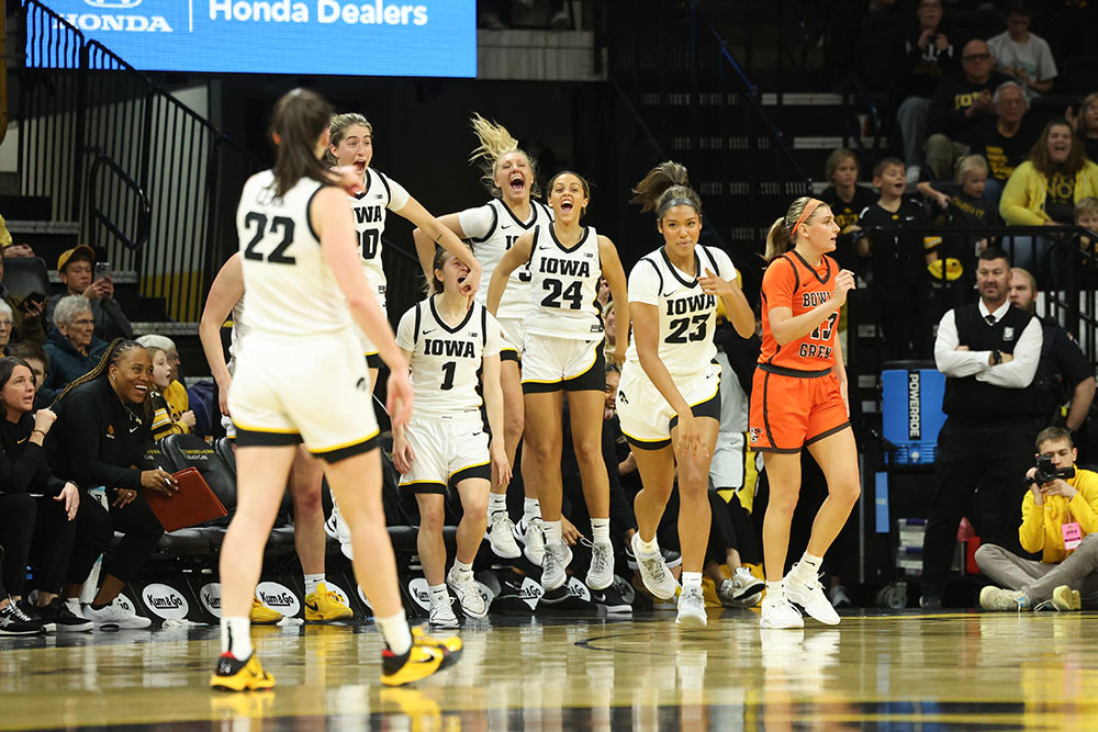 hawkeyesports.com