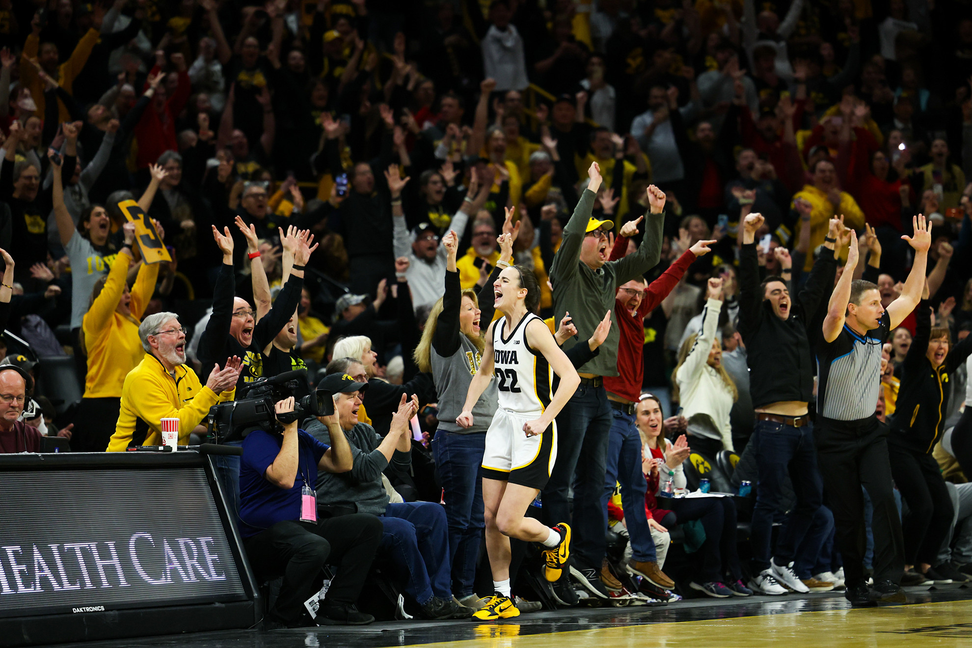 thumbnail image 2 of University Of Iowa Hawkeyes Gym Duffel Bag - Caitlin Clark GO HAWKS Backpack 2 of 5