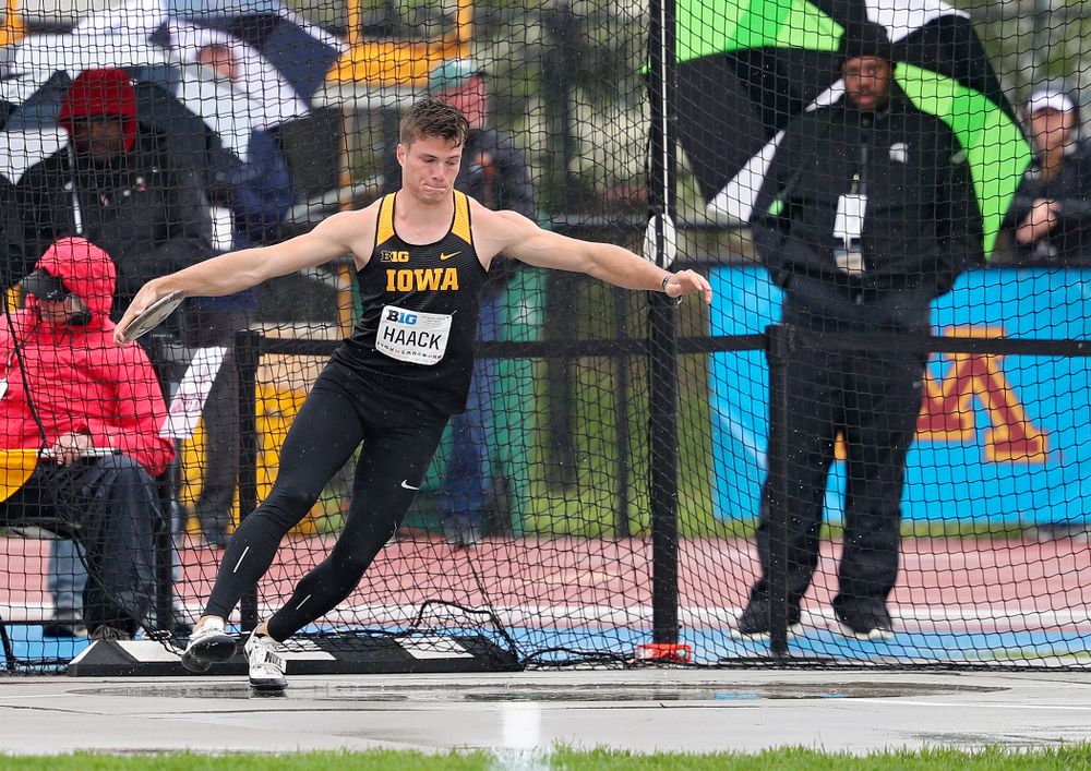 Iowa's Peyton Haack throws in the men’s discus in the decathlon event on the second day of the Big Ten Outdoor Track and Field Championships at Francis X. Cretzmeyer Track in Iowa City on Saturday, May. 11, 2019. (Stephen Mally/hawkeyesports.com)