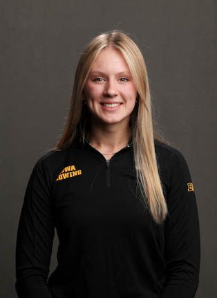 Alyssa  Hinderaker - Women's Rowing - University of Iowa Athletics