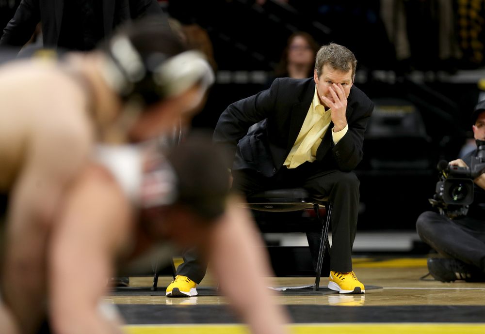 Head Coach Tom Brands works the edge of the mat as Iowa’s Tony Cassioppi wrestles Ohio State’s Gary Traub at heavyweight Friday, January 24, 2020 at Carver-Hawkeye Arena. Cassioppi won the match 9-3. (Brian Ray/hawkeyesports.com)
