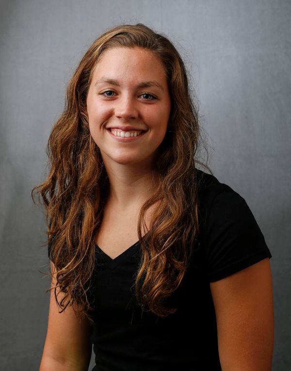 Izzie Bindseil - Women's Swim &amp; Dive - University of Iowa Athletics