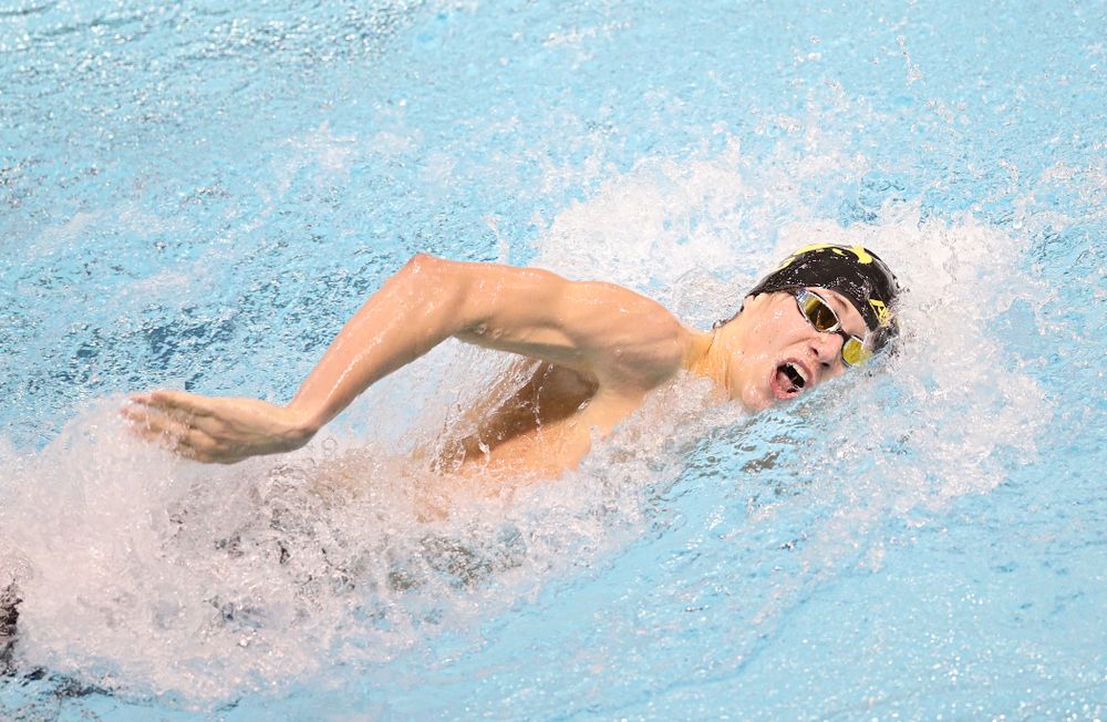Iowa’s Andrew Fierke swims the men’s 200 yard freestyle event during their meet at the Campus Recreation and Wellness Center in Iowa City on Friday, February 7, 2020. (Stephen Mally/hawkeyesports.com)
