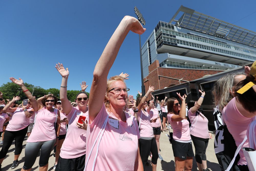 Participants in the 2019 Iowa Ladies Football Academy wave to the Stead Family ChildrenÕs Hospital Saturday, June 8, 2019 at Kinnick Stadium. (Brian Ray/hawkeyesports.com)