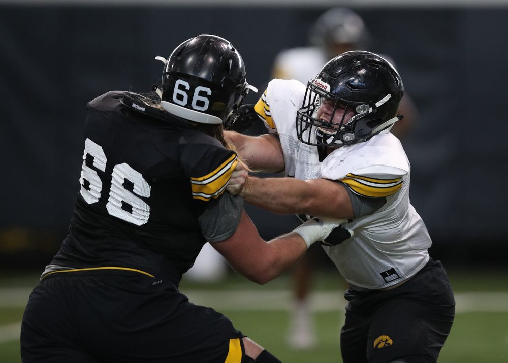 Iowa Hawkeyes linebacker Mike Timm (19) during preparation for the 2019 Outback Bowl Monday, December 17, 2018 at the Hansen Football Performance Center. (Brian Ray/hawkeyesports.com)