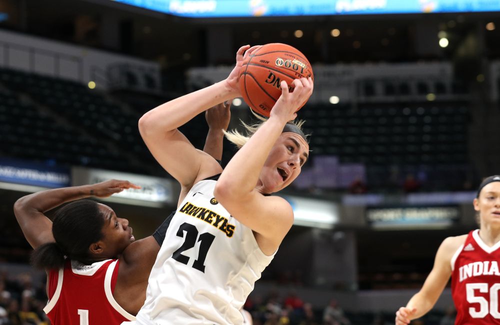 Iowa Hawkeyes forward Hannah Stewart (21) against the Indiana Hoosiers in the quarterfinals of the Big Ten Tournament Friday, March 8, 2019 at Bankers Life Fieldhouse in Indianapolis, Ind. (Brian Ray/hawkeyesports.com)