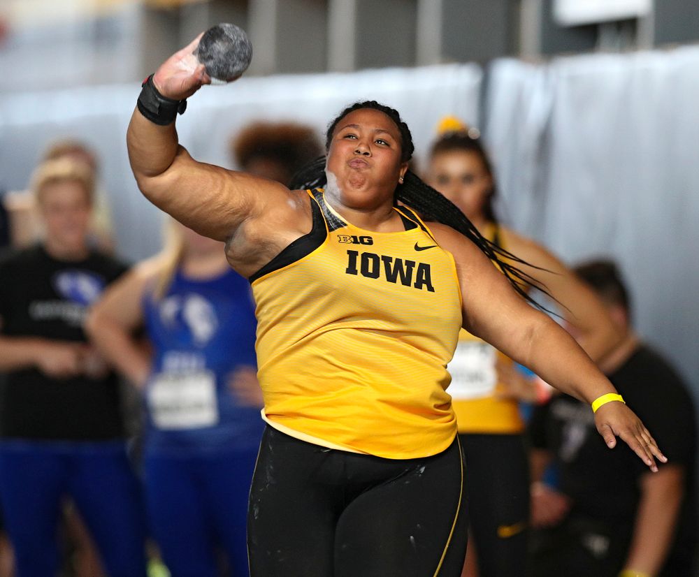 Iowa’s Ianna Roach competes in the women’s shot put event at the Black and Gold Invite at the Recreation Building in Iowa City on Saturday, February 1, 2020. (Stephen Mally/hawkeyesports.com)