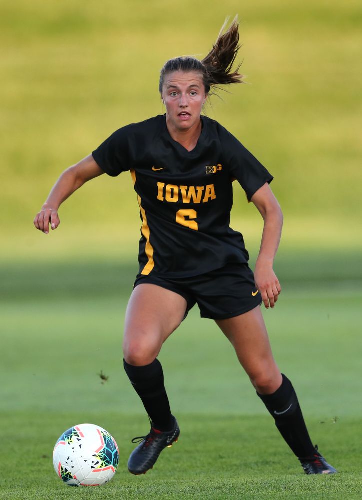 Iowa Hawkeyes midfielder Isabella Blackman (6) against Western Michigan Thursday, August 22, 2019 at the Iowa Soccer Complex. (Brian Ray/hawkeyesports.com)