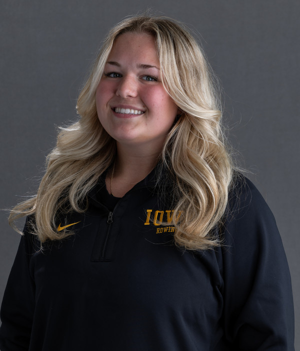 Leah Nawrot - Women's Rowing - University of Iowa Athletics